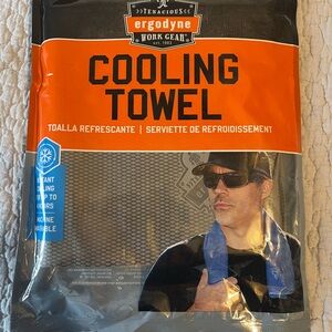 Ergodyne Cooling Towel - Gray Bundle of 5 New